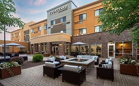 Courtyard Mankato